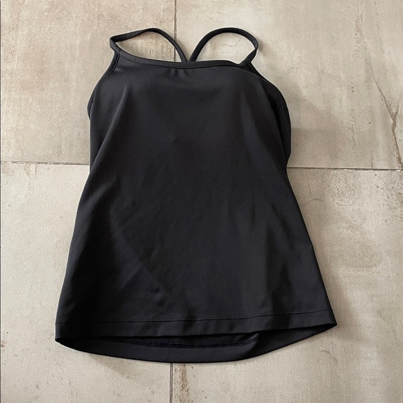 Athleta Built In Bra Top - Picture 2 of 4